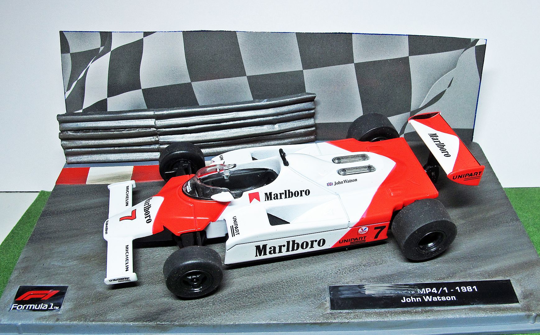 Formula 1 №59 - McLaren MP4/1 - Джон Уотсон (1981)